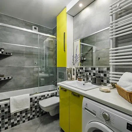 Ur4n - Czarnogorska Appartement *
